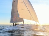 Port Bow of Beneteau First 36